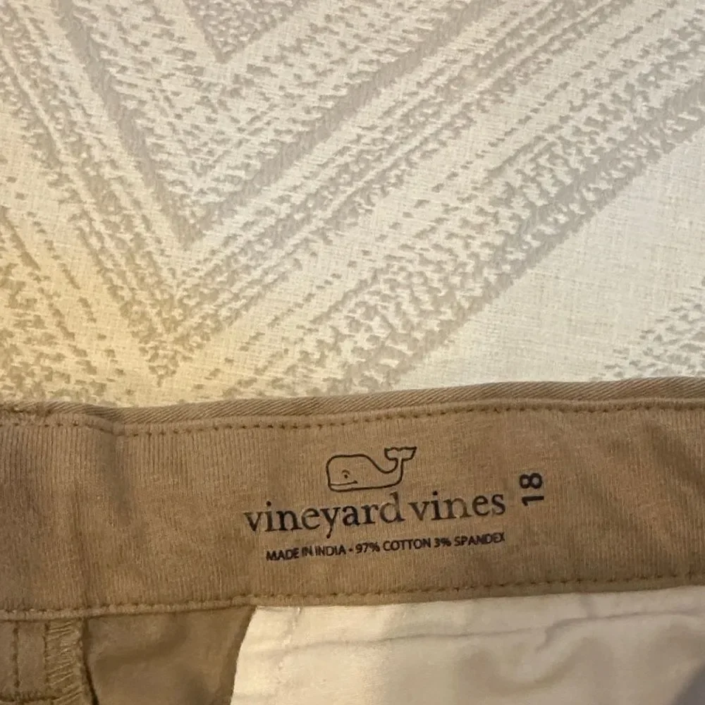 Vineyard Vines Boys Khaki Shorts - Size 18